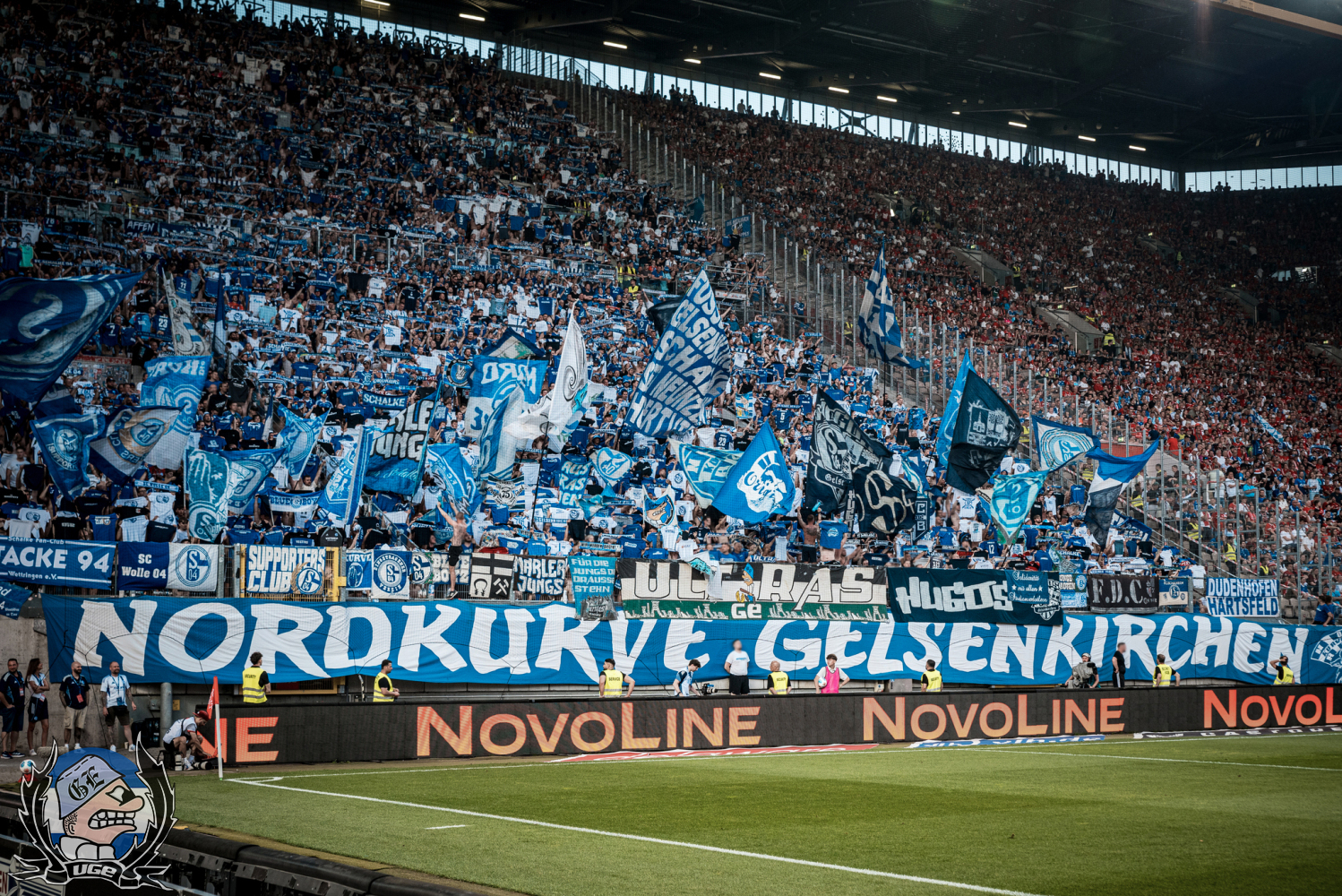 WEB_017_20250809_2BL_02_1FCK_a_STB_9934