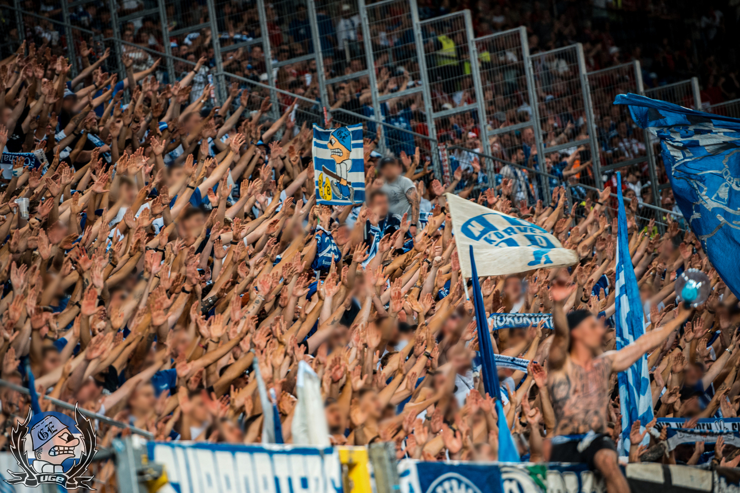 WEB_019_20250809_2BL_02_1FCK_a_STB_0483