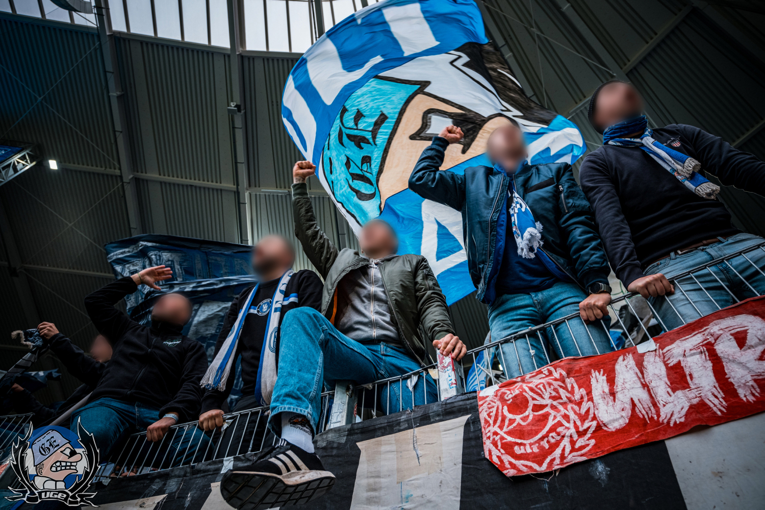 WEB_012_20251101_2BL_11_KSC_A_JA_074