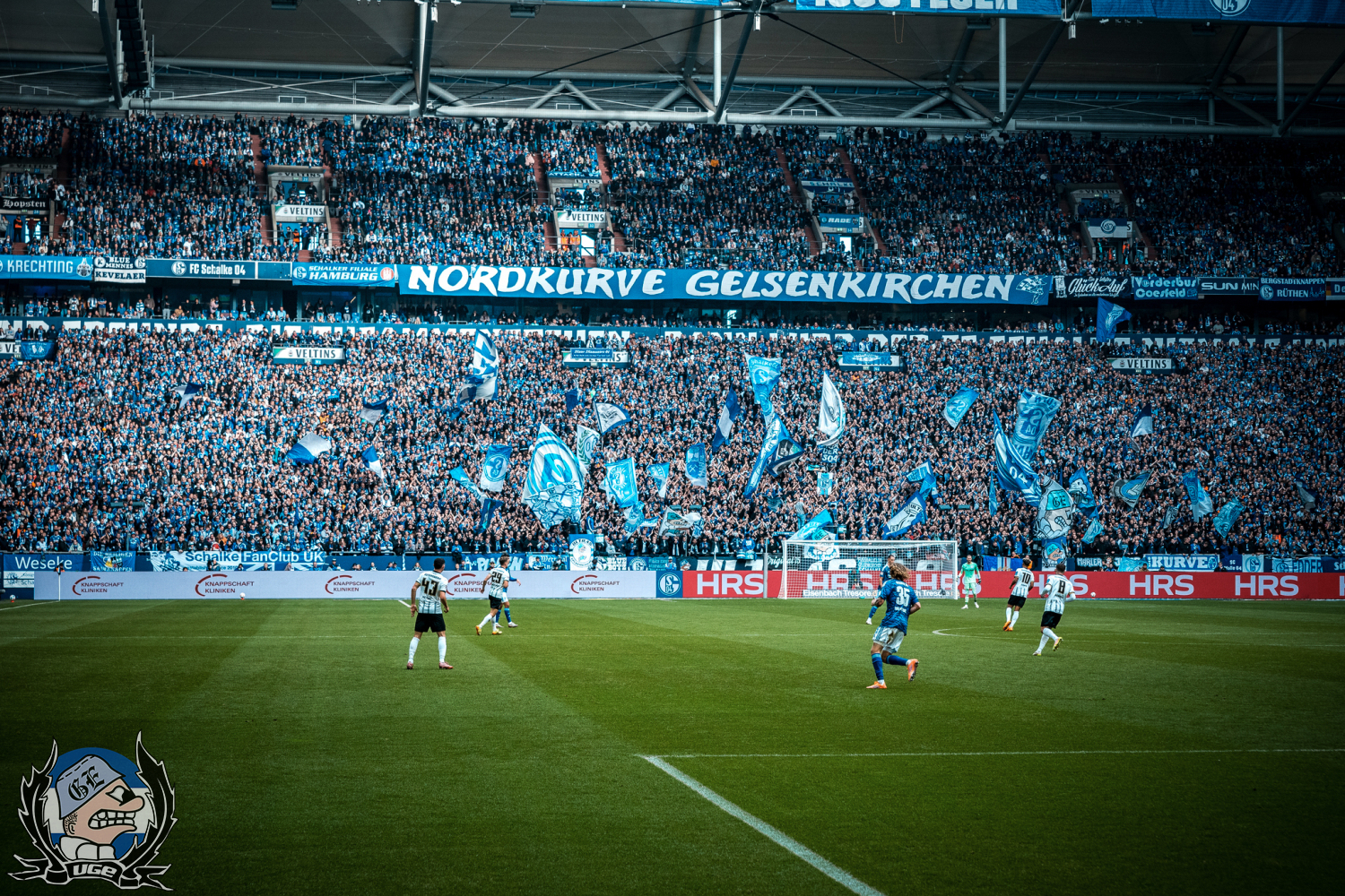 WEB_005_20251108_2BL_12_SVE_h_STB_7704