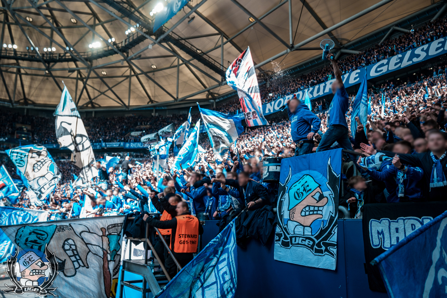 WEB_008_20260419_2BL_30_MUE_h_STB_3197