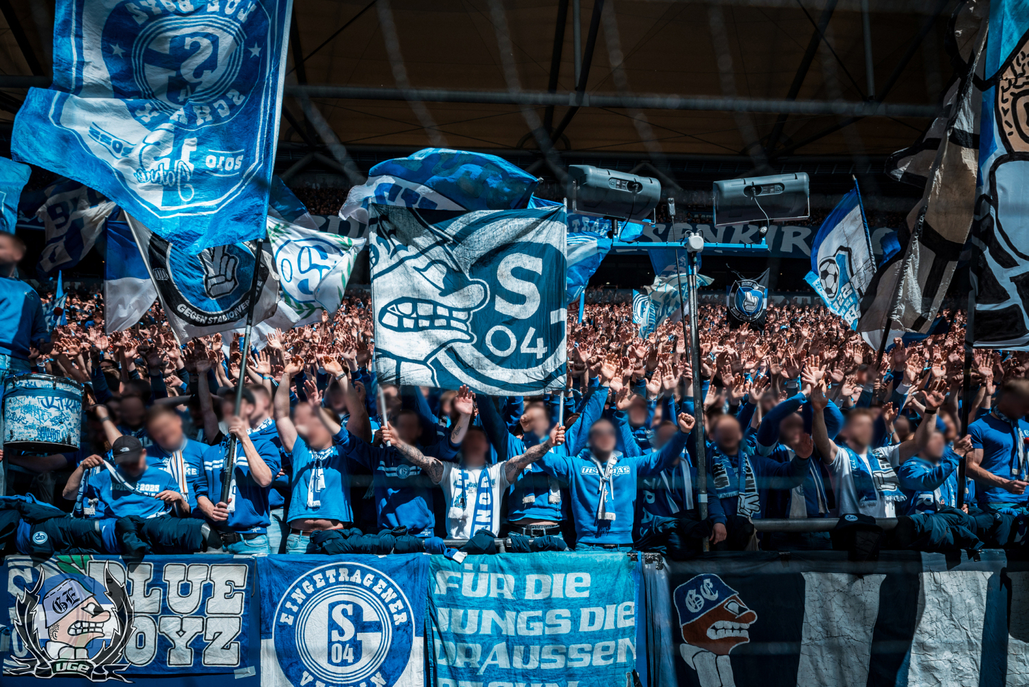 WEB_010_20260419_2BL_30_MUE_h_STB_3241