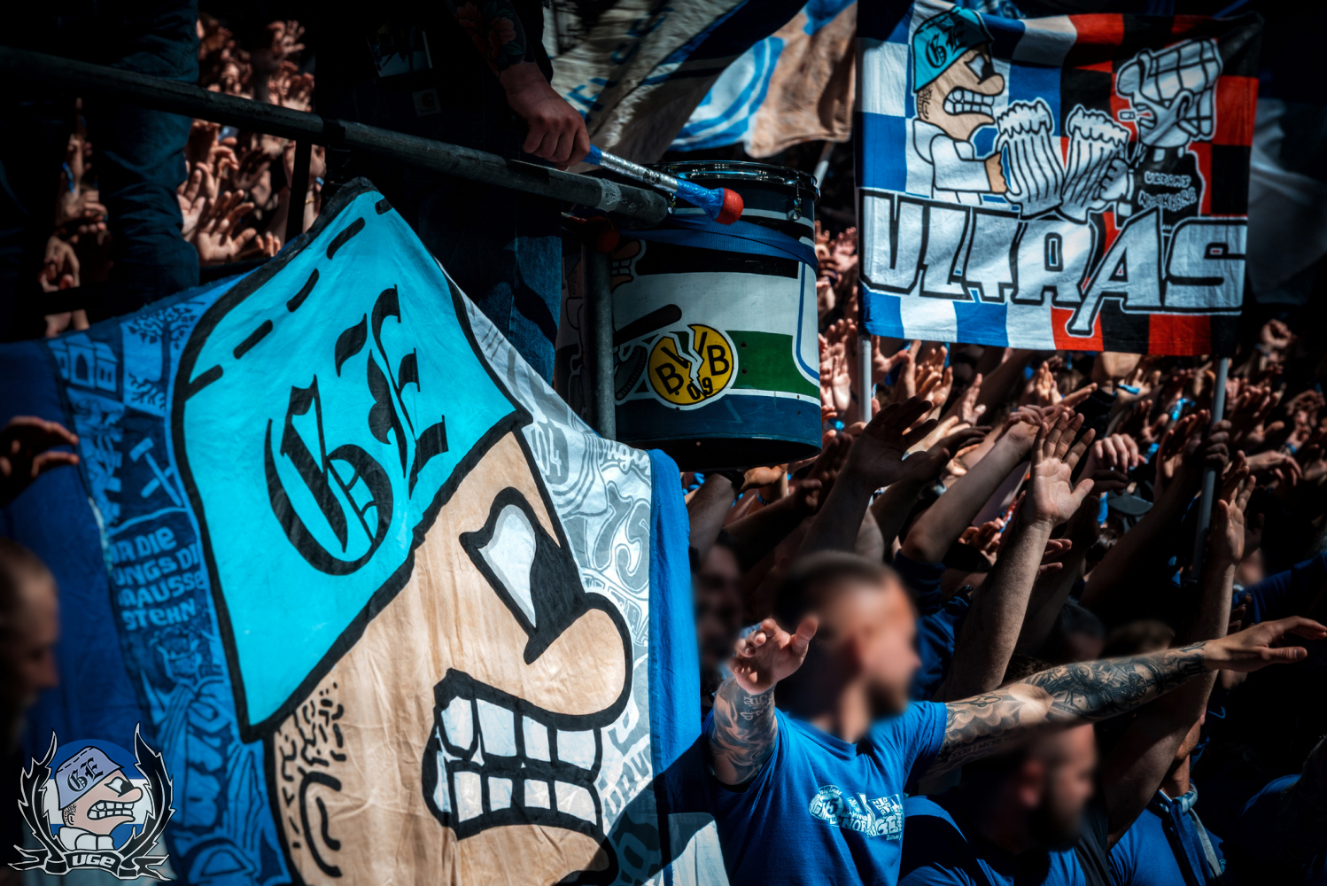 WEB_011_20260419_2BL_30_MUE_h_STB_3854